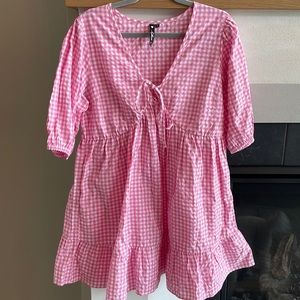 Gingham pink and white mini dress